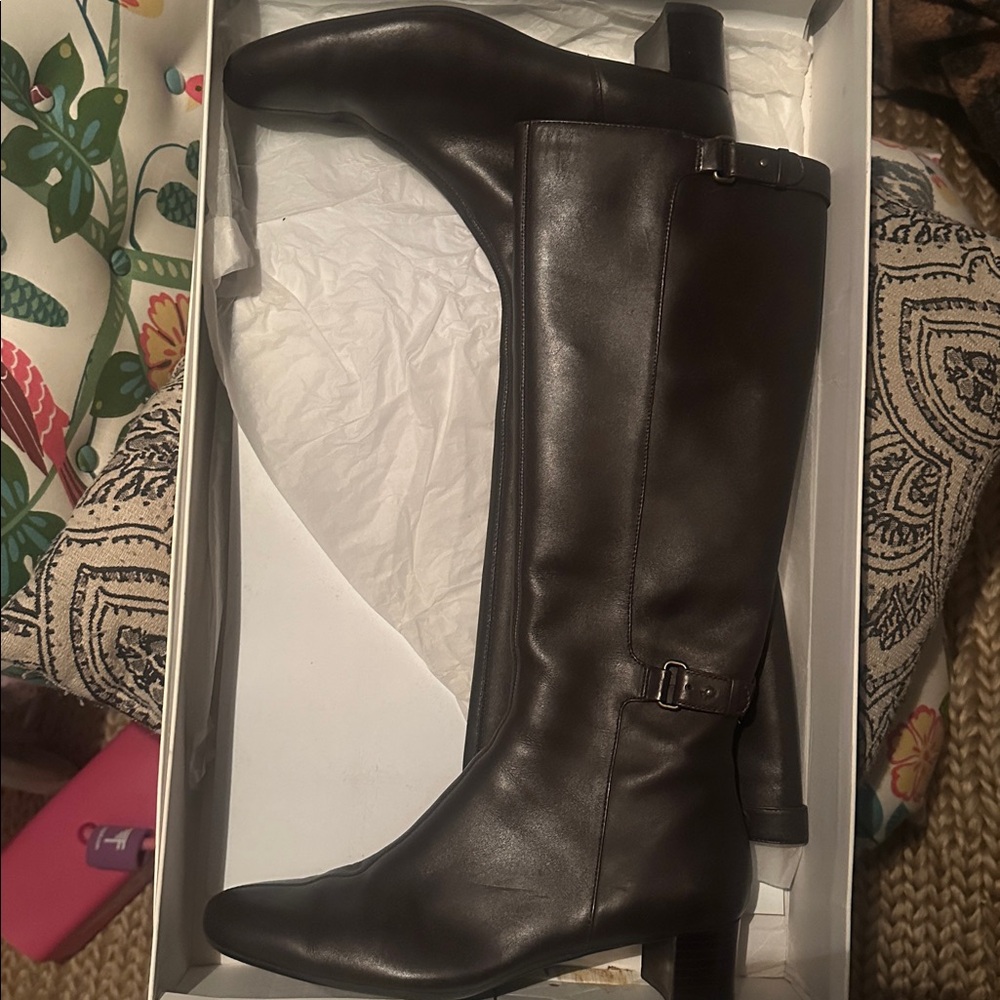 Loft Boots - image 7